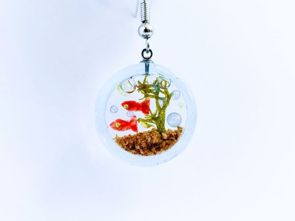 金魚の水槽風ピアスの作り方