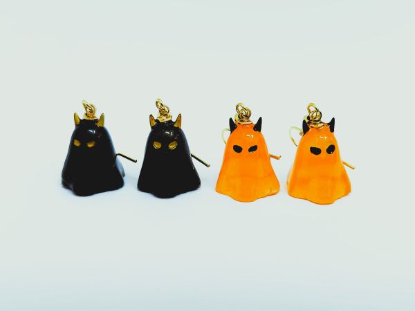 ハロウィンにぴったりのツノが可愛いシーツお化けピアスの作り方