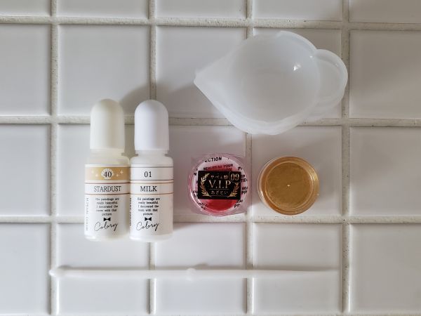 白系の着色剤・パール系の着色剤・ゴールド系のパウダー・赤系のパウダー・調色パレット・調色スティック