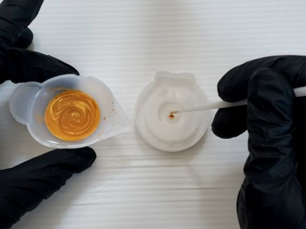 ③リースのシェイカー本体を作る