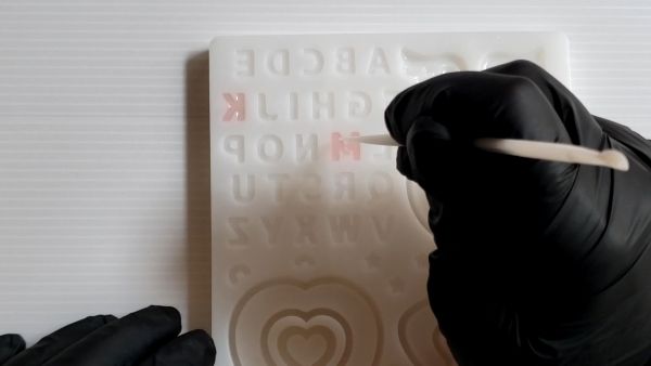 ②イニシャルパーツを作る