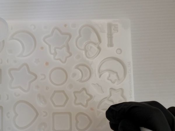 ①小さなパーツを7種類くらい作る